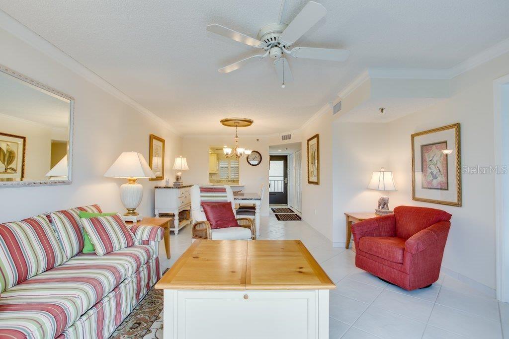 1001 BENJAMIN FRANKLIN DR #404, SARASOTA, FL, 34236