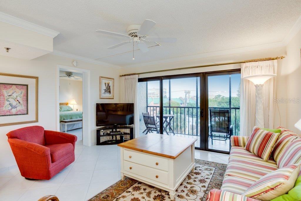 1001 BENJAMIN FRANKLIN DR #404, SARASOTA, FL, 34236