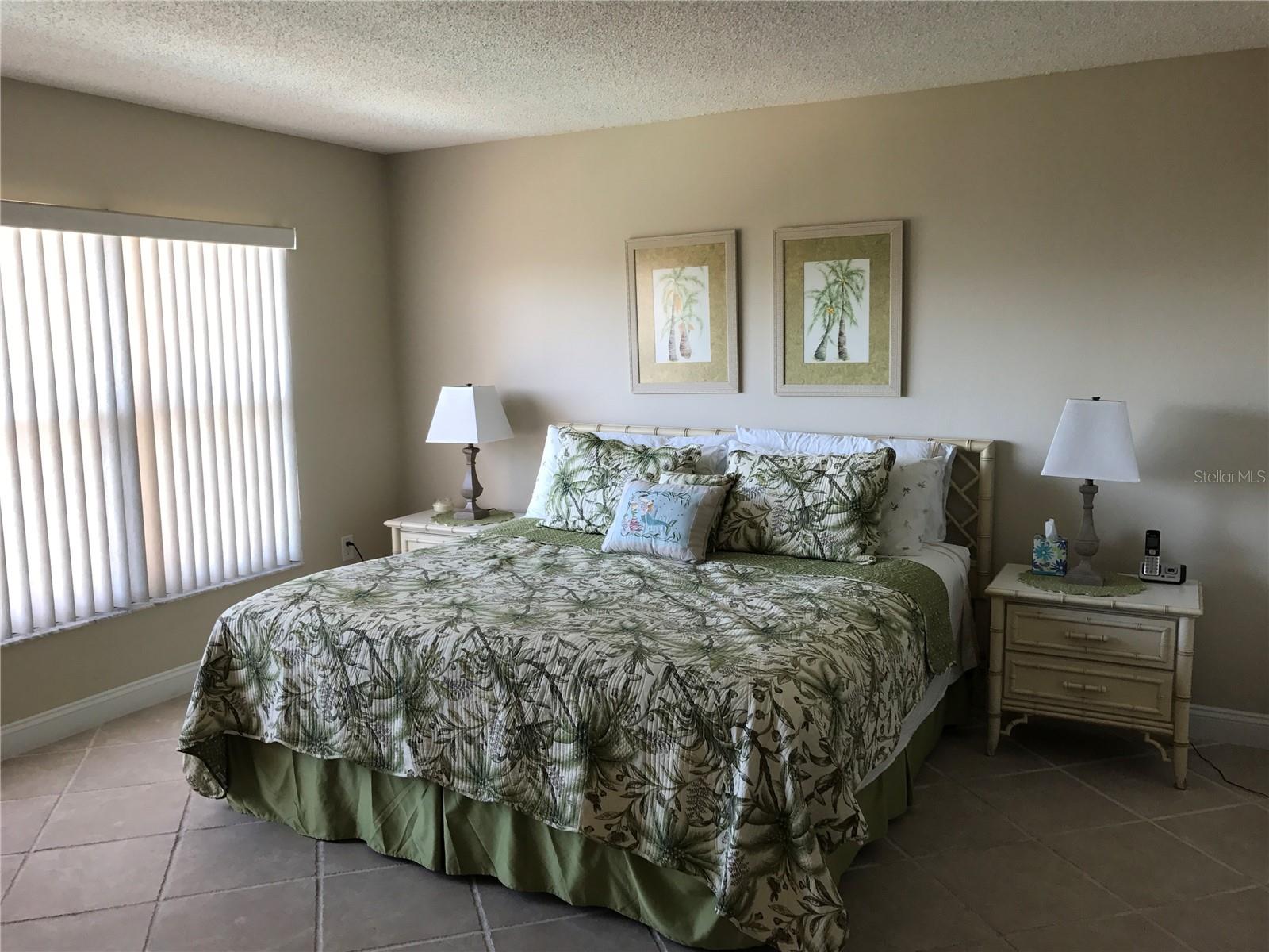 1001 BENJAMIN FRANKLIN DR #706, SARASOTA, FL, 34236