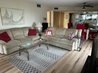 1001 BENJAMIN FRANKLIN DR #701, SARASOTA, FL, 34236