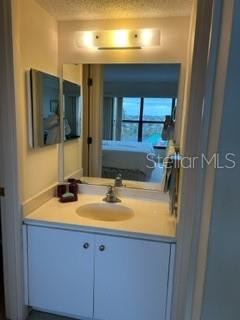 1001 BENJAMIN FRANKLIN DR #701, SARASOTA, FL, 34236