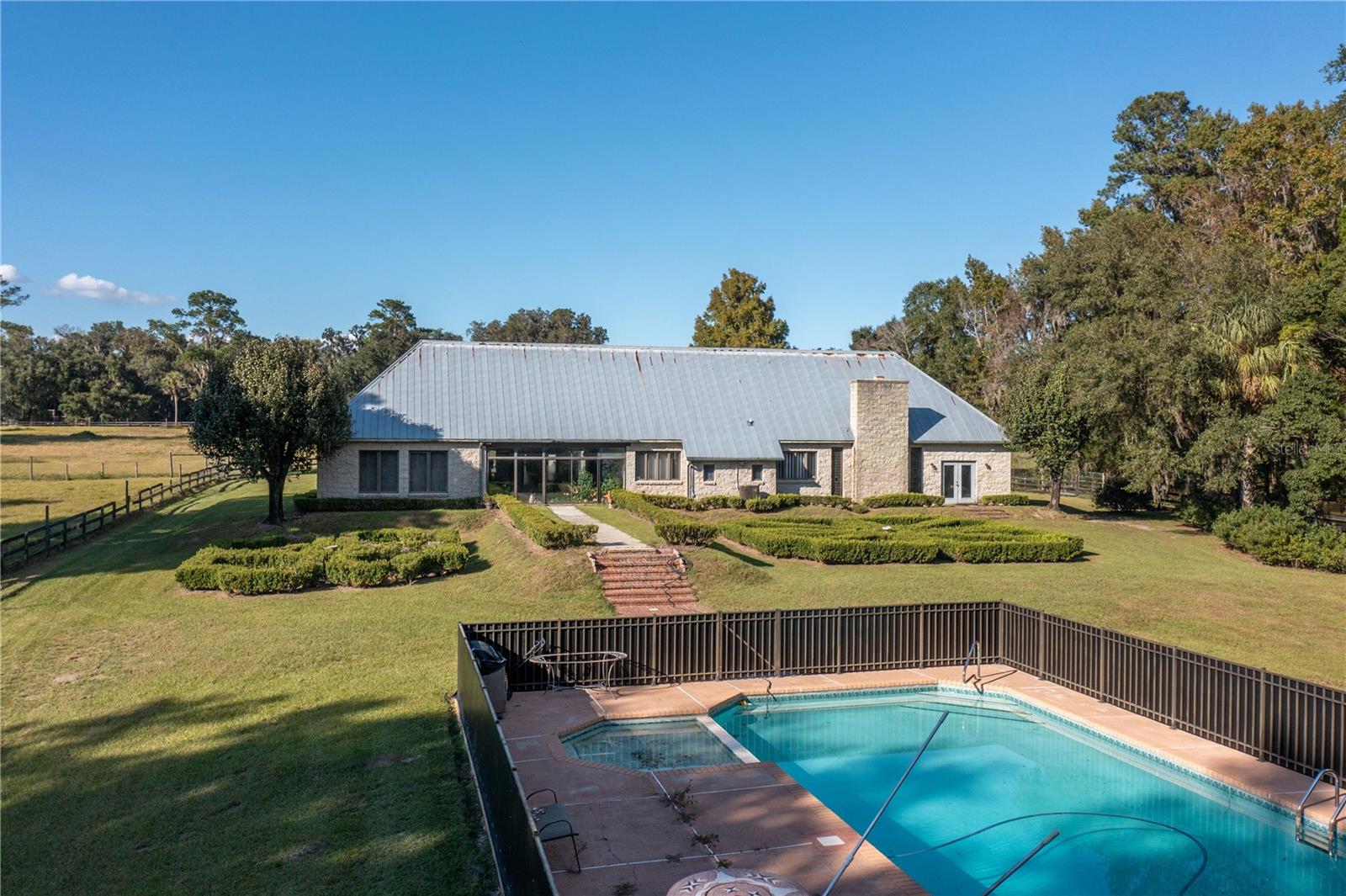 OM629721 Property Photo