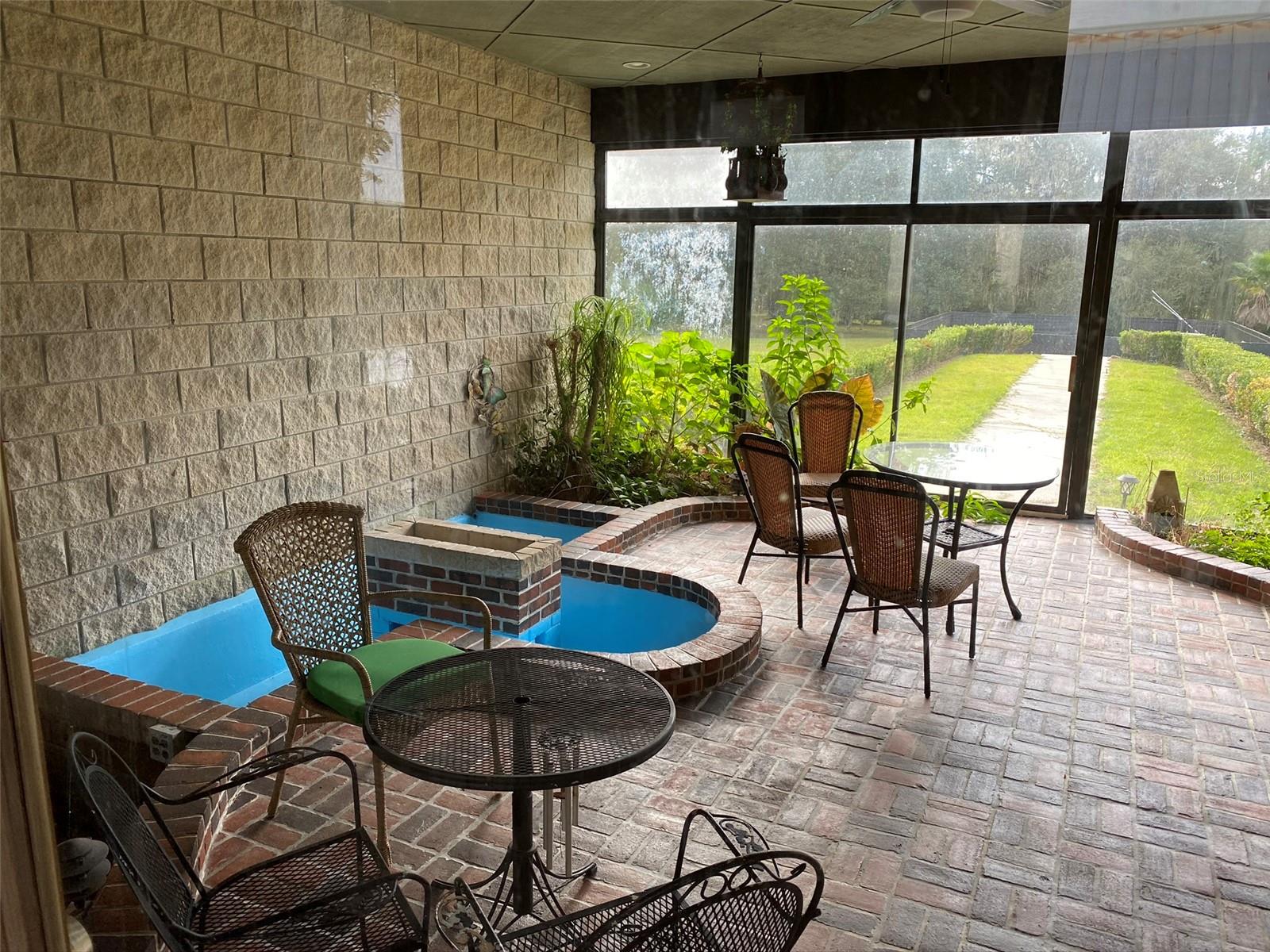 OM629721 Property Photo