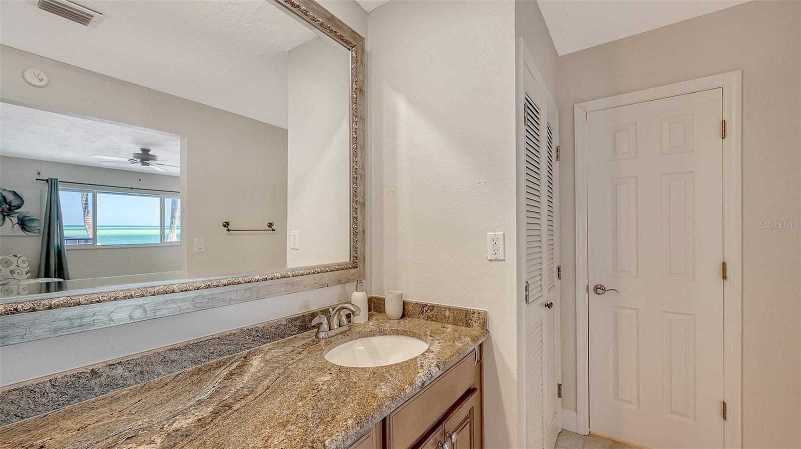 4660 OCEAN BLVD #B2, SARASOTA, FL, 34242