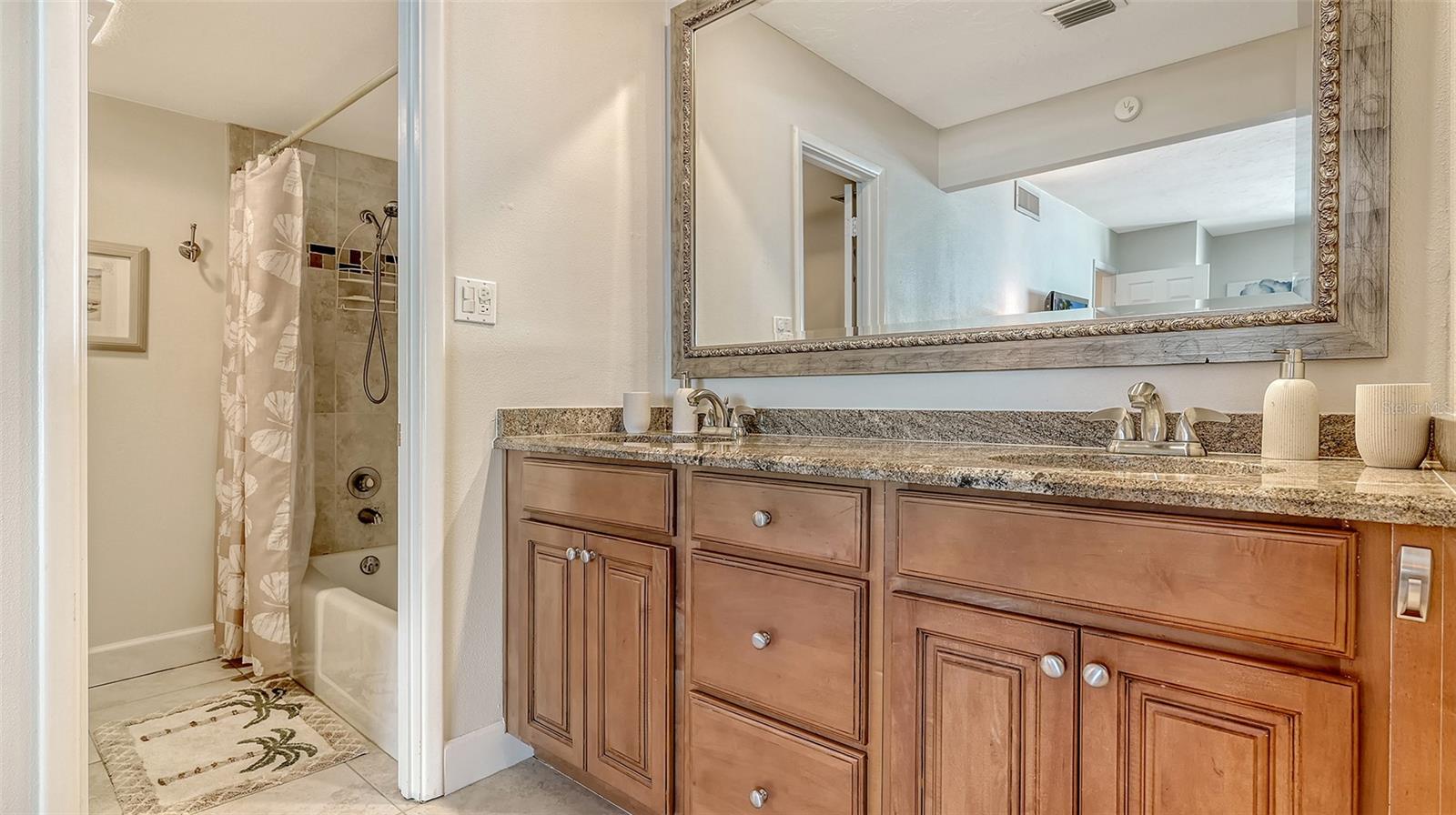 4660 OCEAN BLVD #B2, SARASOTA, FL, 34242