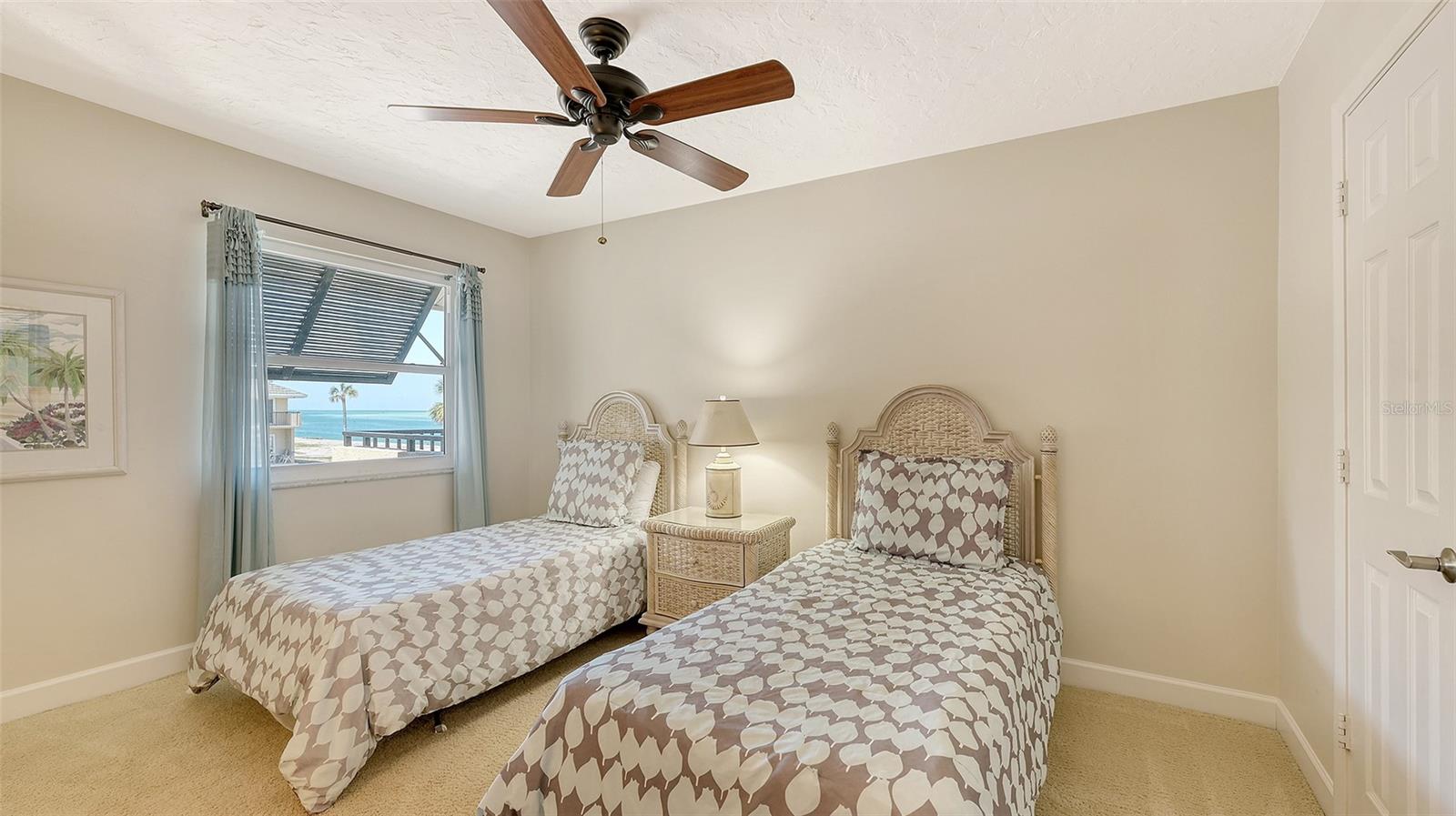 4660 OCEAN BLVD #B2, SARASOTA, FL, 34242