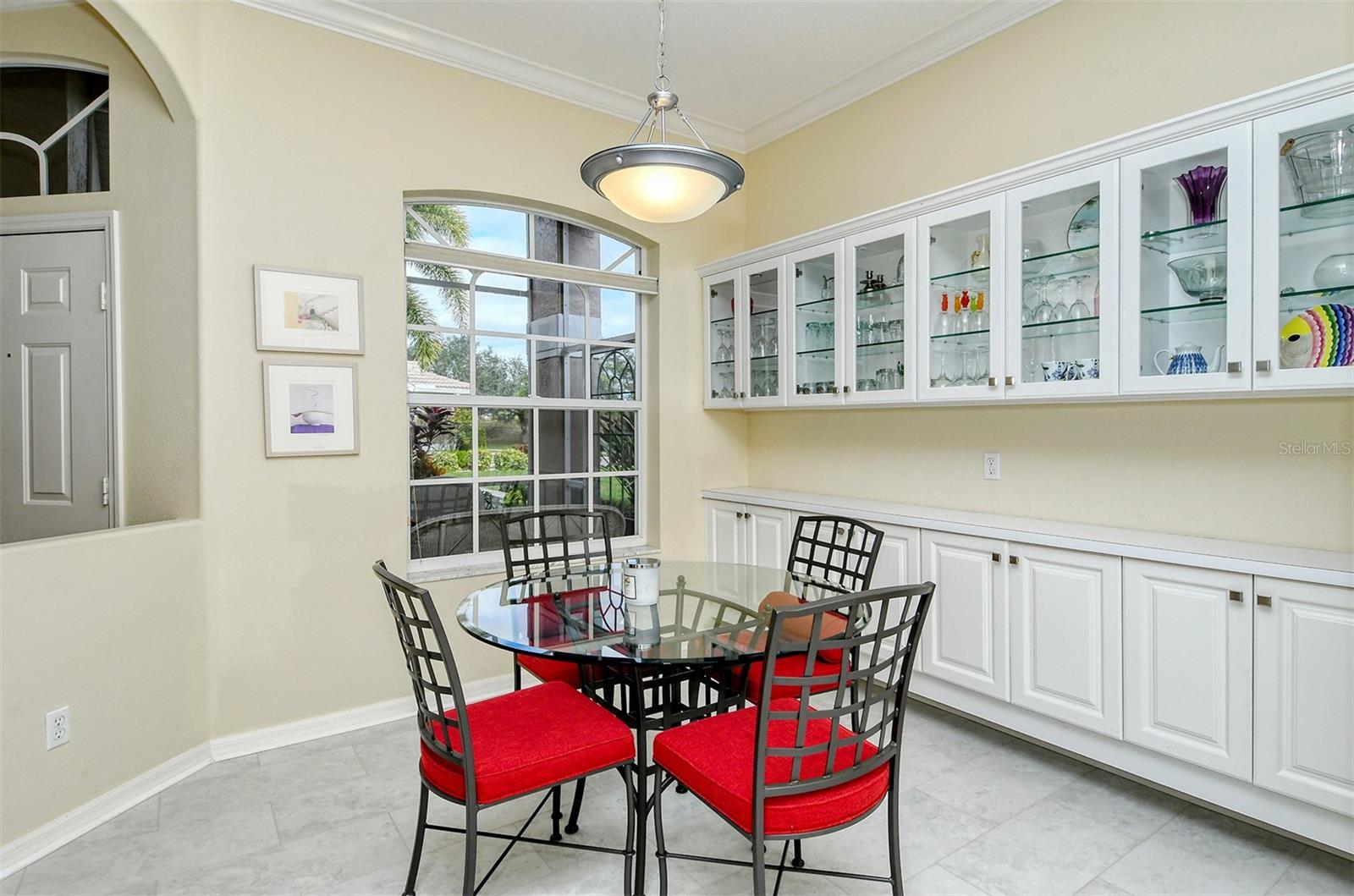 9480 FOREST HILLS CIR, SARASOTA, FL, 34238