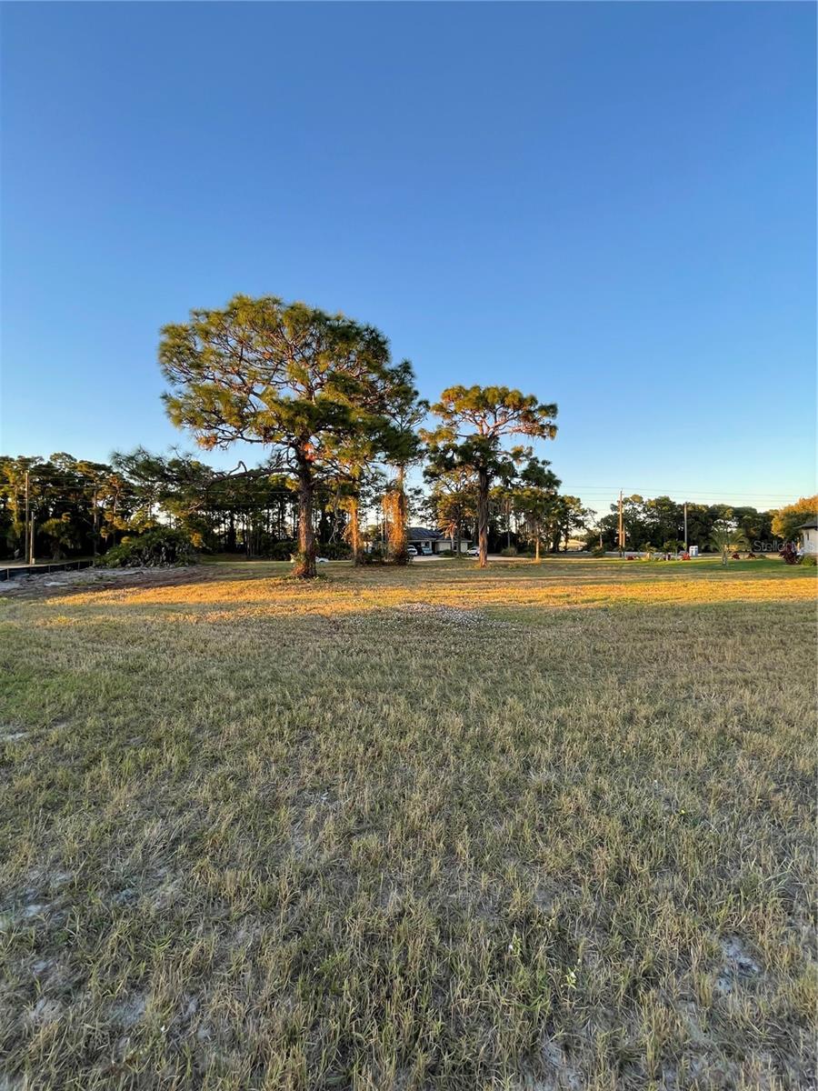 470 BOUNDARY BLVD, ROTONDA WEST, FL, 33947