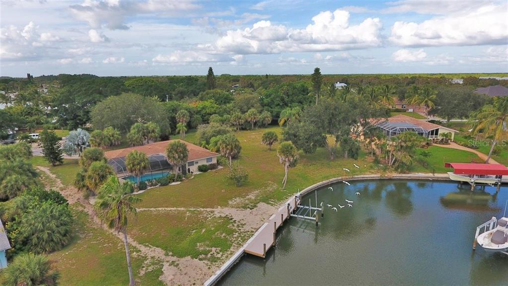 500 GREEN DOLPHIN DR S, PLACIDA, FL, 33946
