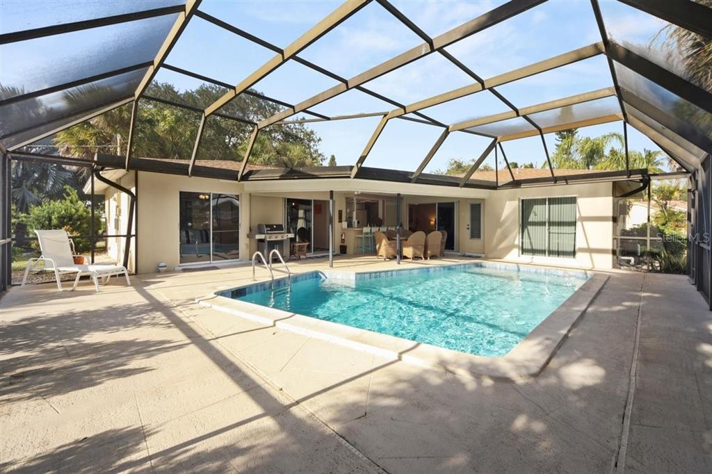 500 GREEN DOLPHIN DR S, PLACIDA, FL, 33946