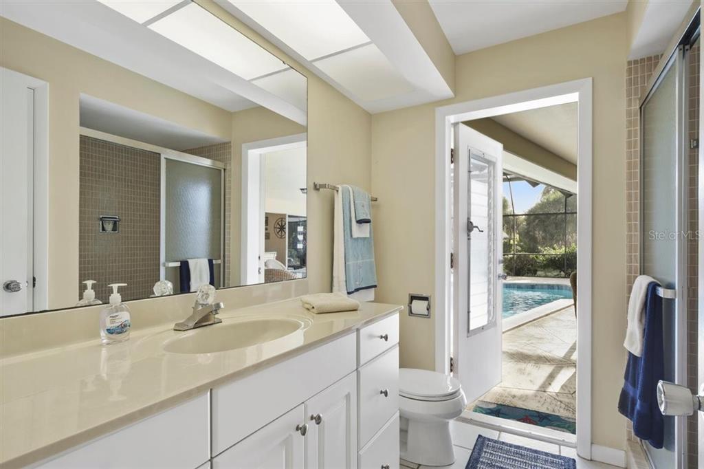 500 GREEN DOLPHIN DR S, PLACIDA, FL, 33946