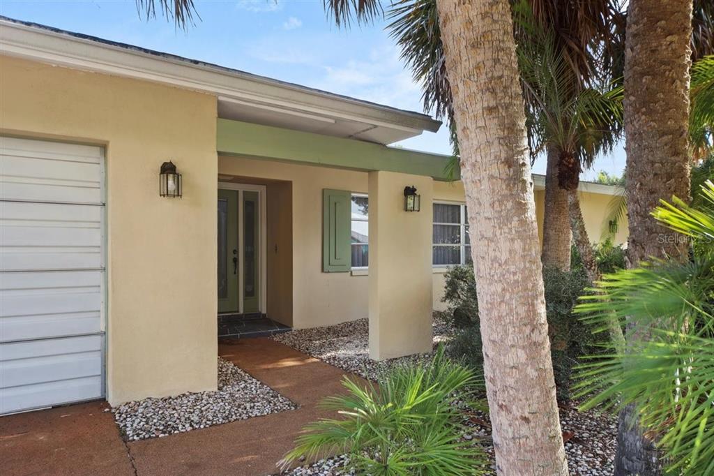 500 GREEN DOLPHIN DR S, PLACIDA, FL, 33946