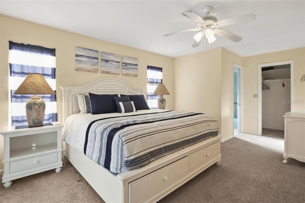 500 GREEN DOLPHIN DR S, PLACIDA, FL, 33946