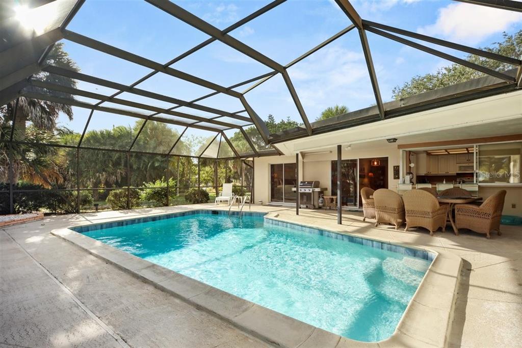 500 GREEN DOLPHIN DR S, PLACIDA, FL, 33946