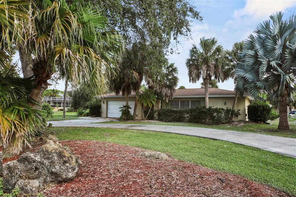 500 GREEN DOLPHIN DR S, PLACIDA, FL, 33946