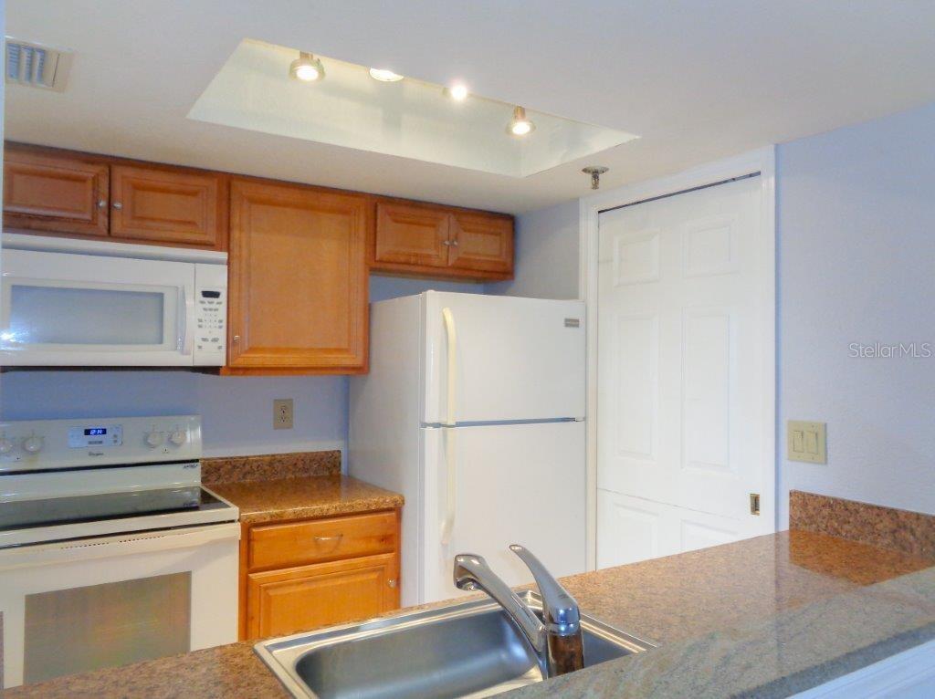 10265 GANDY BLVD N #1502, ST PETERSBURG, FL, 33702