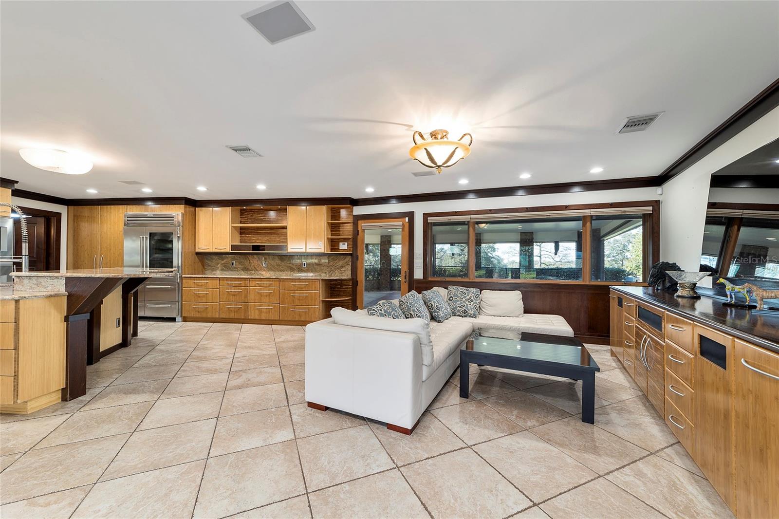 OM632474 Property Photo