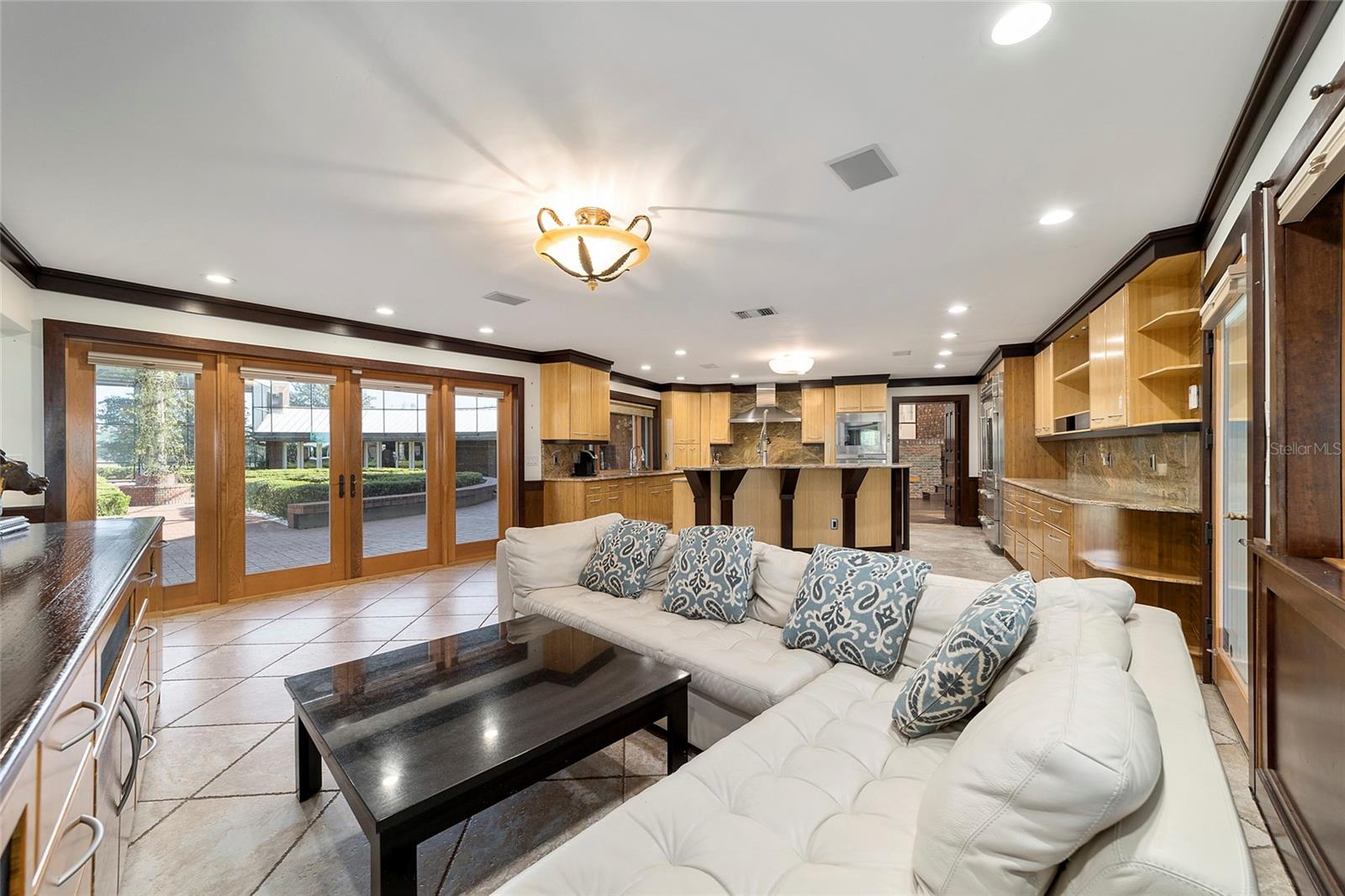 OM632474 Property Photo