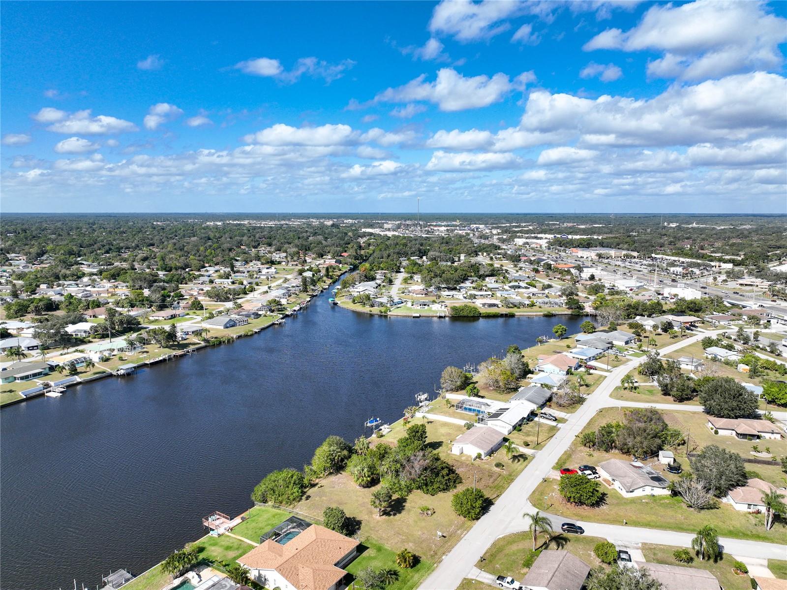 834 ELLICOTT CIR NW, PORT CHARLOTTE, FL, 33952