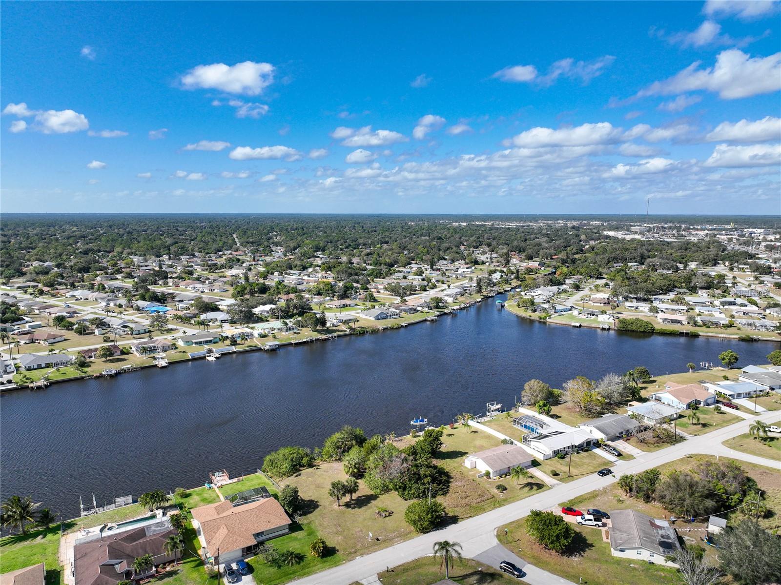 834 ELLICOTT CIR NW, PORT CHARLOTTE, FL, 33952