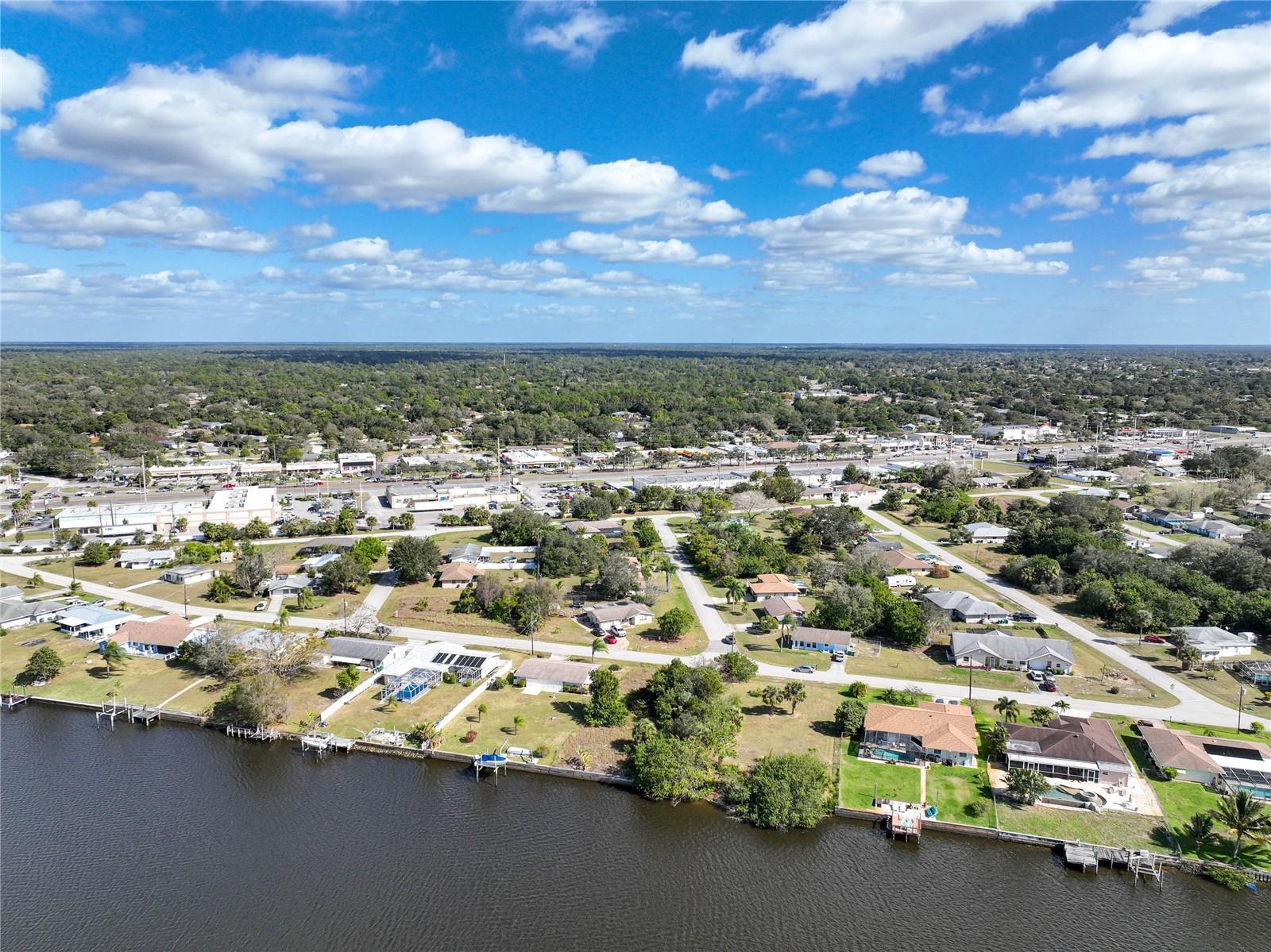834 ELLICOTT CIR NW, PORT CHARLOTTE, FL, 33952