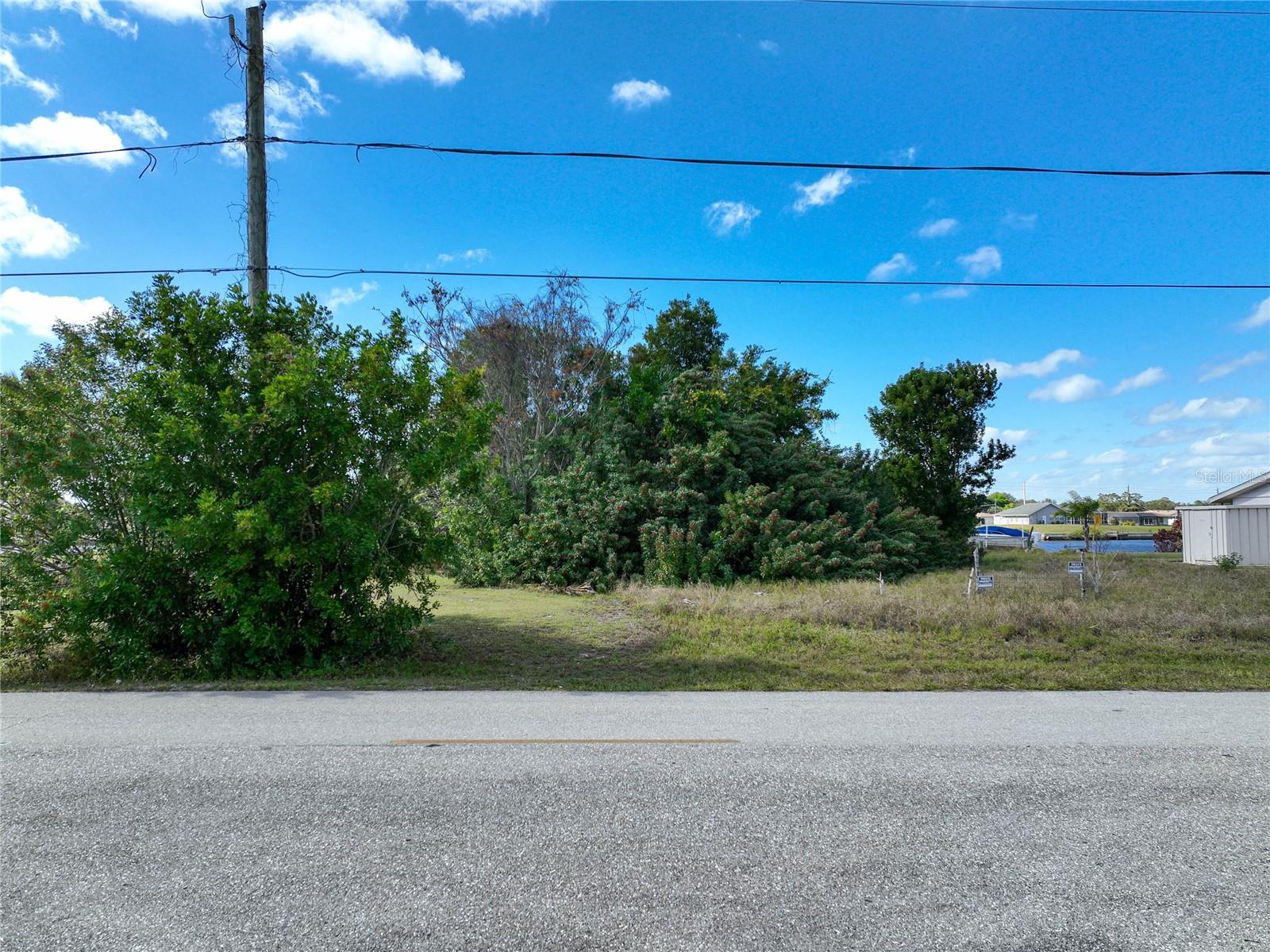 834 ELLICOTT CIR NW, PORT CHARLOTTE, FL, 33952