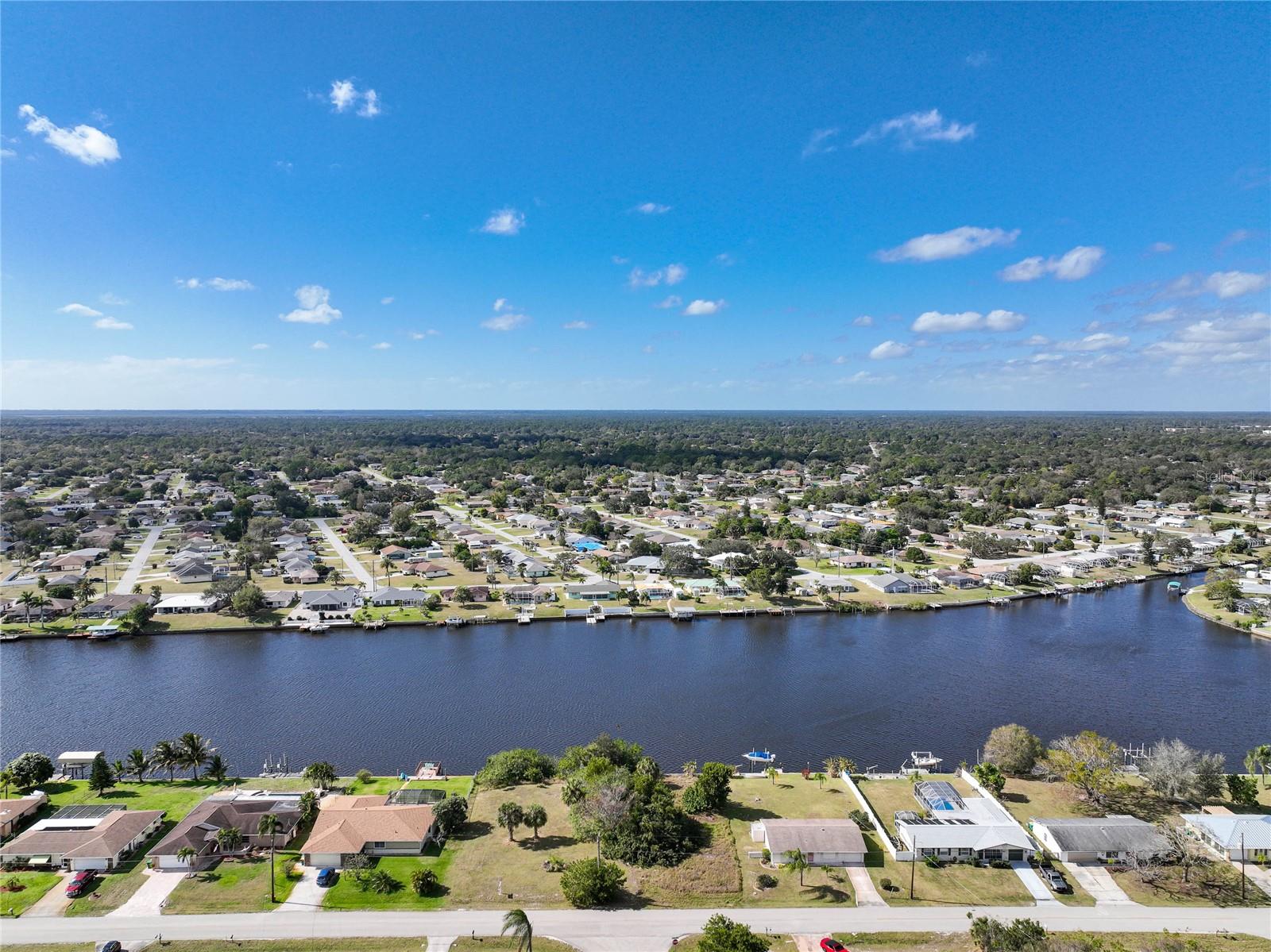 834 ELLICOTT CIR NW, PORT CHARLOTTE, FL, 33952