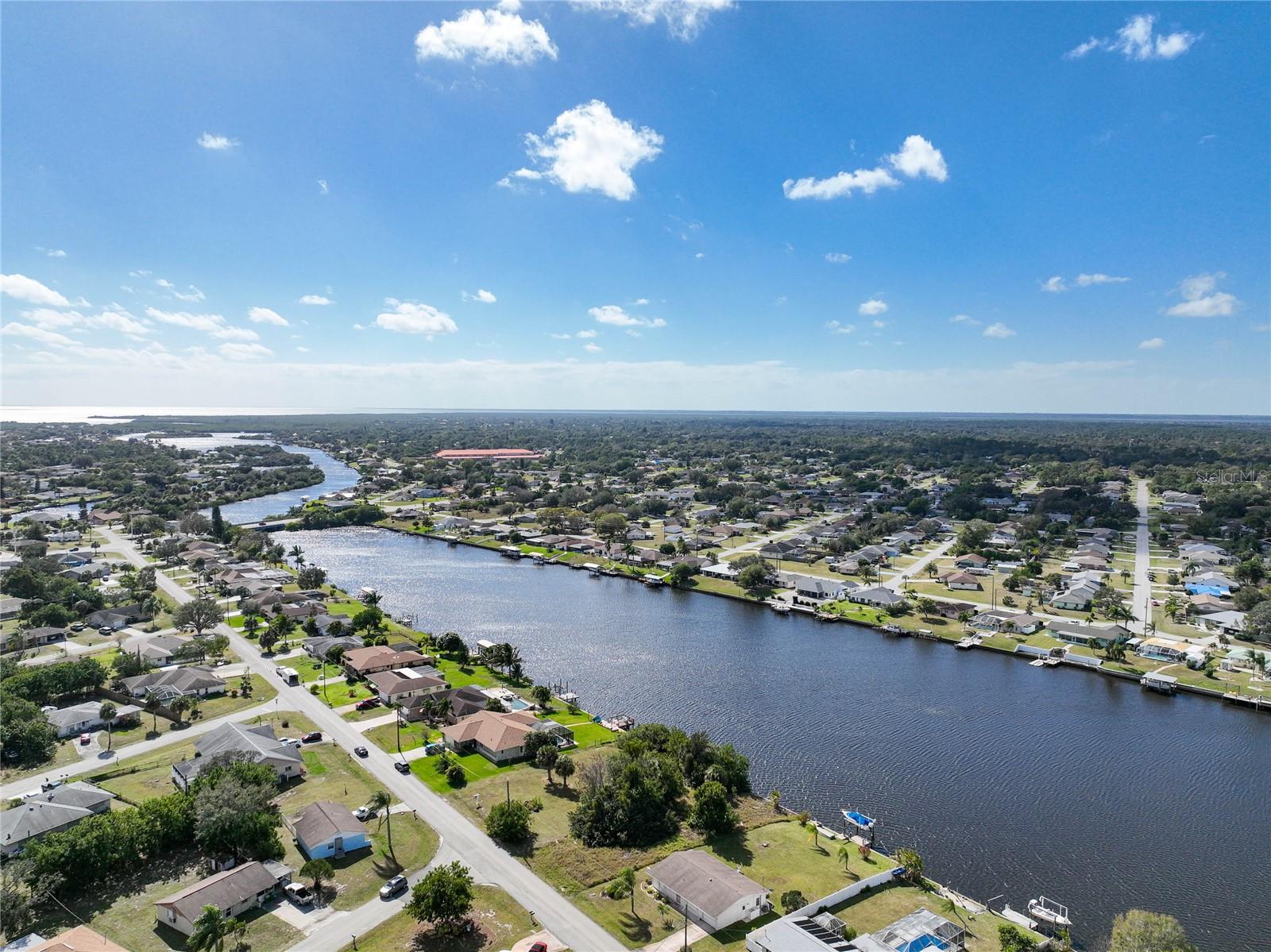 834 ELLICOTT CIR NW, PORT CHARLOTTE, FL, 33952