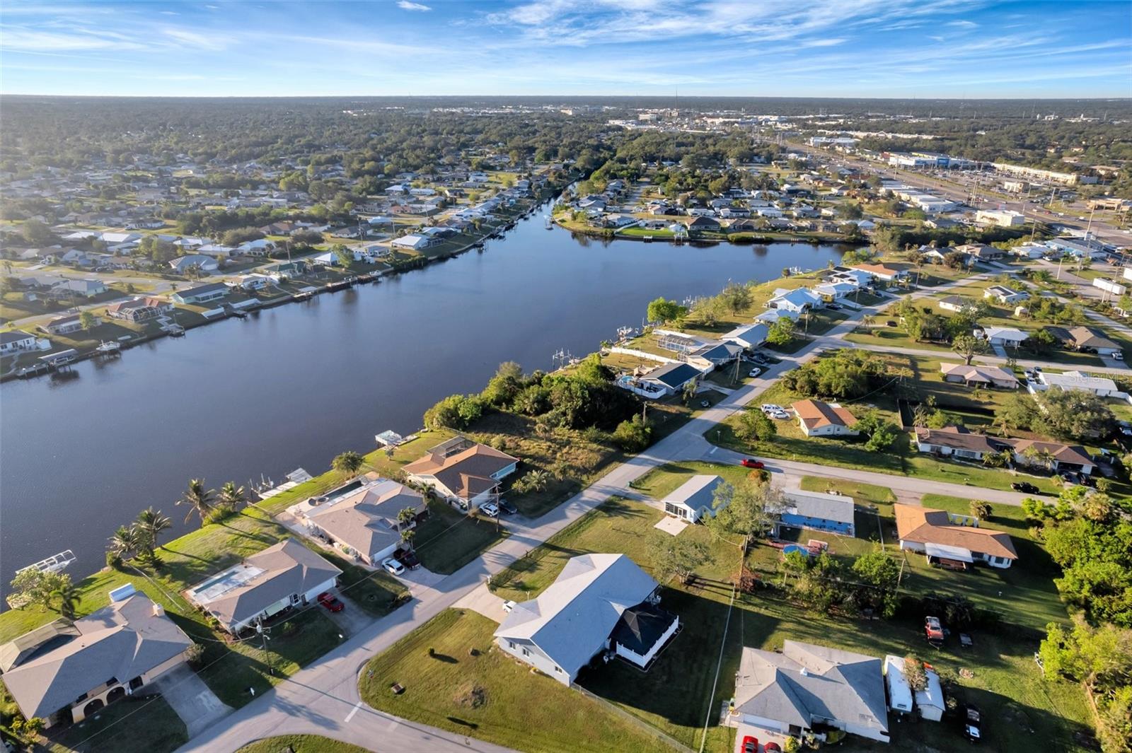 834 ELLICOTT CIR NW, PORT CHARLOTTE, FL, 33952