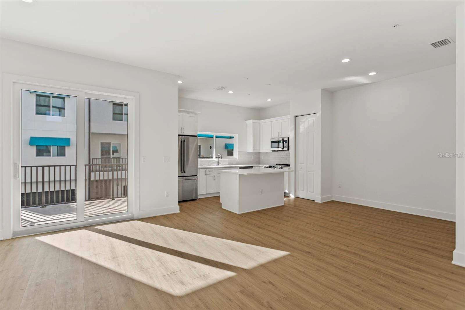 15405 GULF BLVD #B1, MADEIRA BEACH, FL, 33708