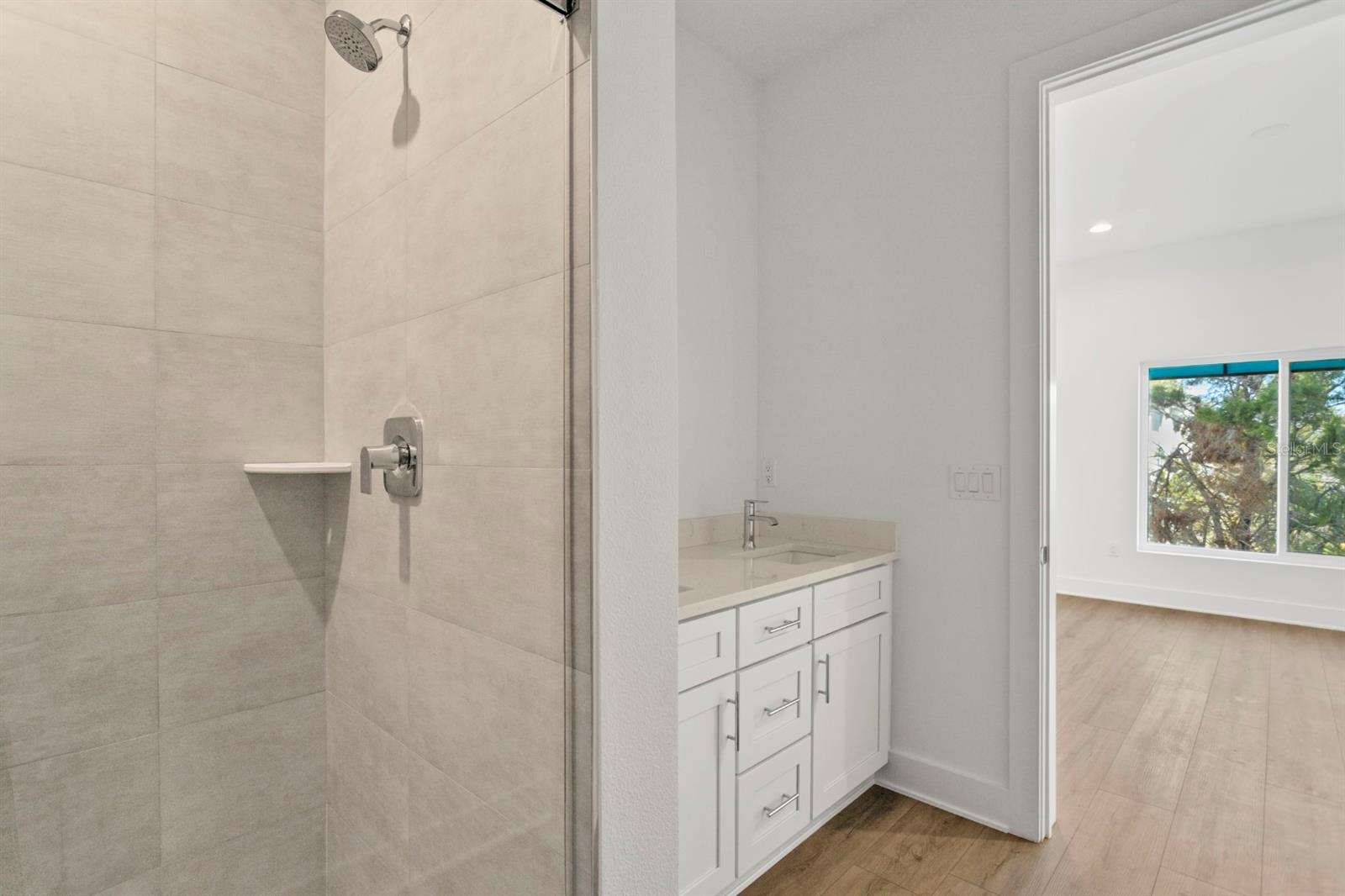 15405 GULF BLVD #B1, MADEIRA BEACH, FL, 33708