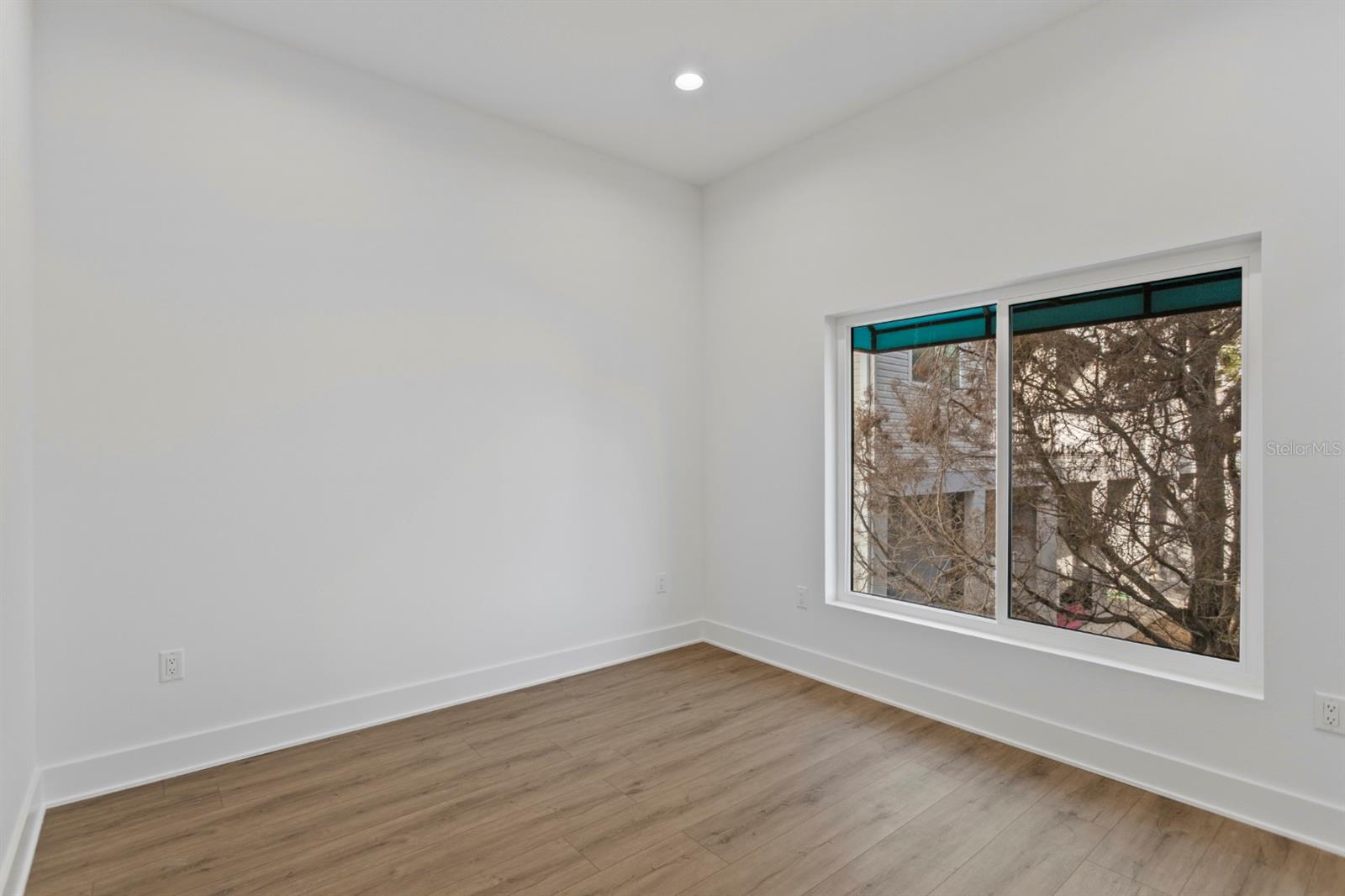 15405 GULF BLVD #B1, MADEIRA BEACH, FL, 33708