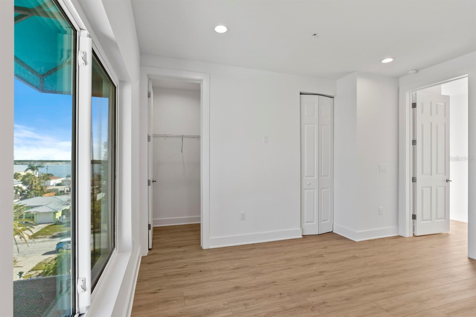 15405 GULF BLVD #B1, MADEIRA BEACH, FL, 33708