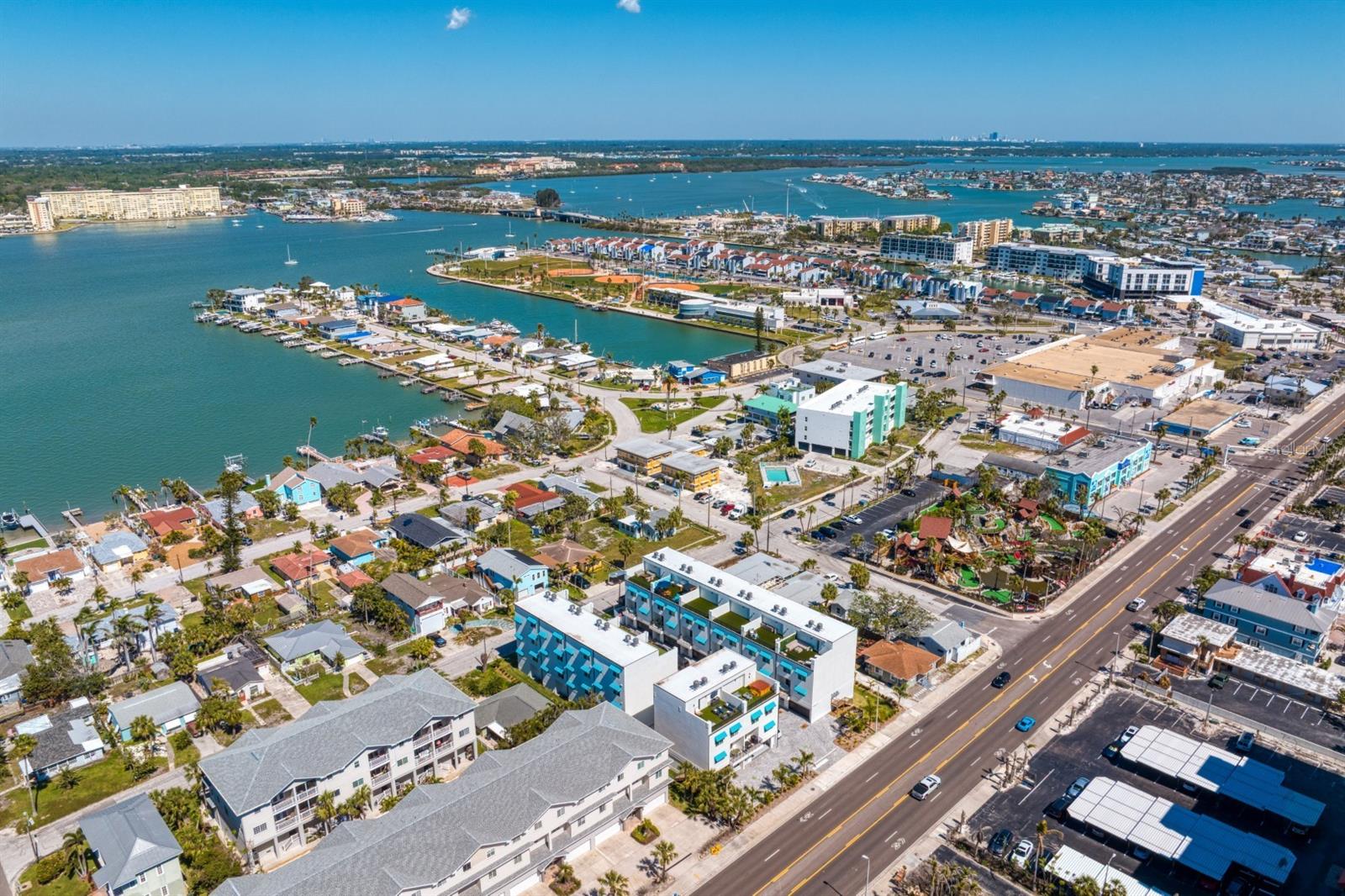 15405 GULF BLVD #B1, MADEIRA BEACH, FL, 33708