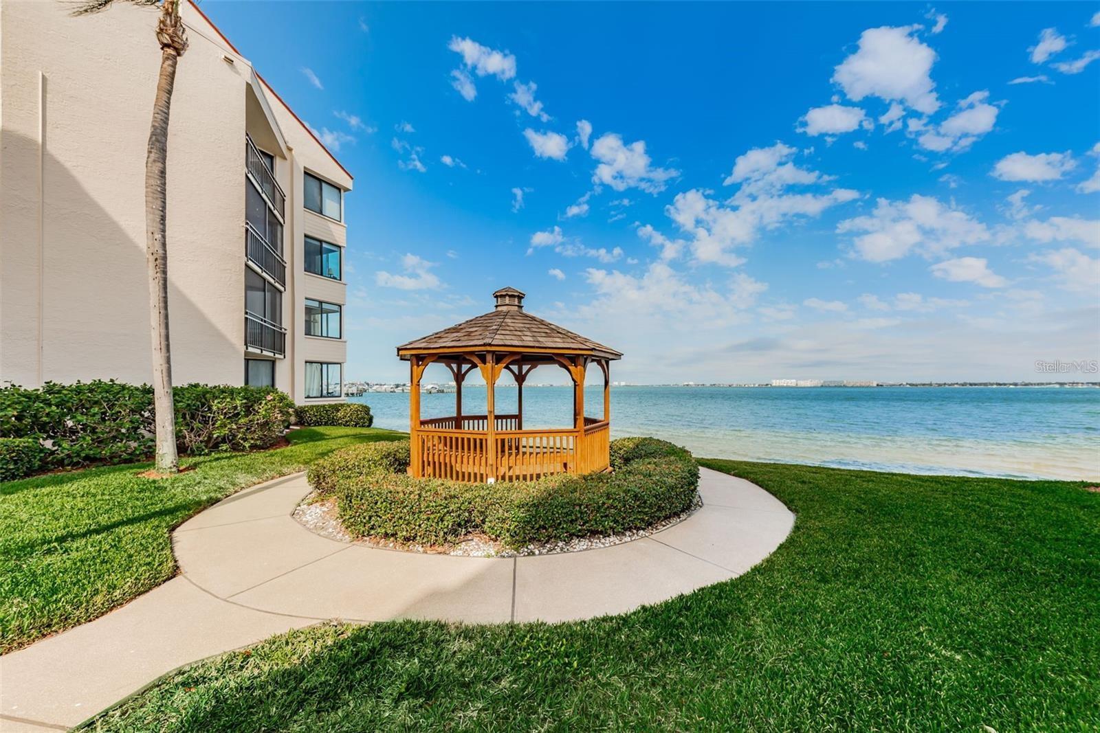 5532 LA PUERTA DEL SOL BLVD #238, ST PETERSBURG, FL, 33715