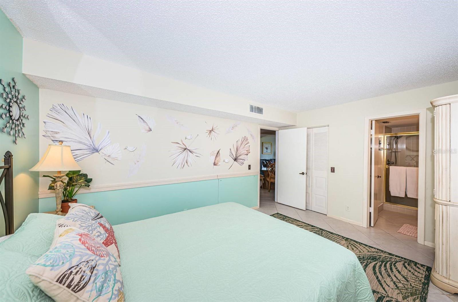 5532 LA PUERTA DEL SOL BLVD #238, ST PETERSBURG, FL, 33715