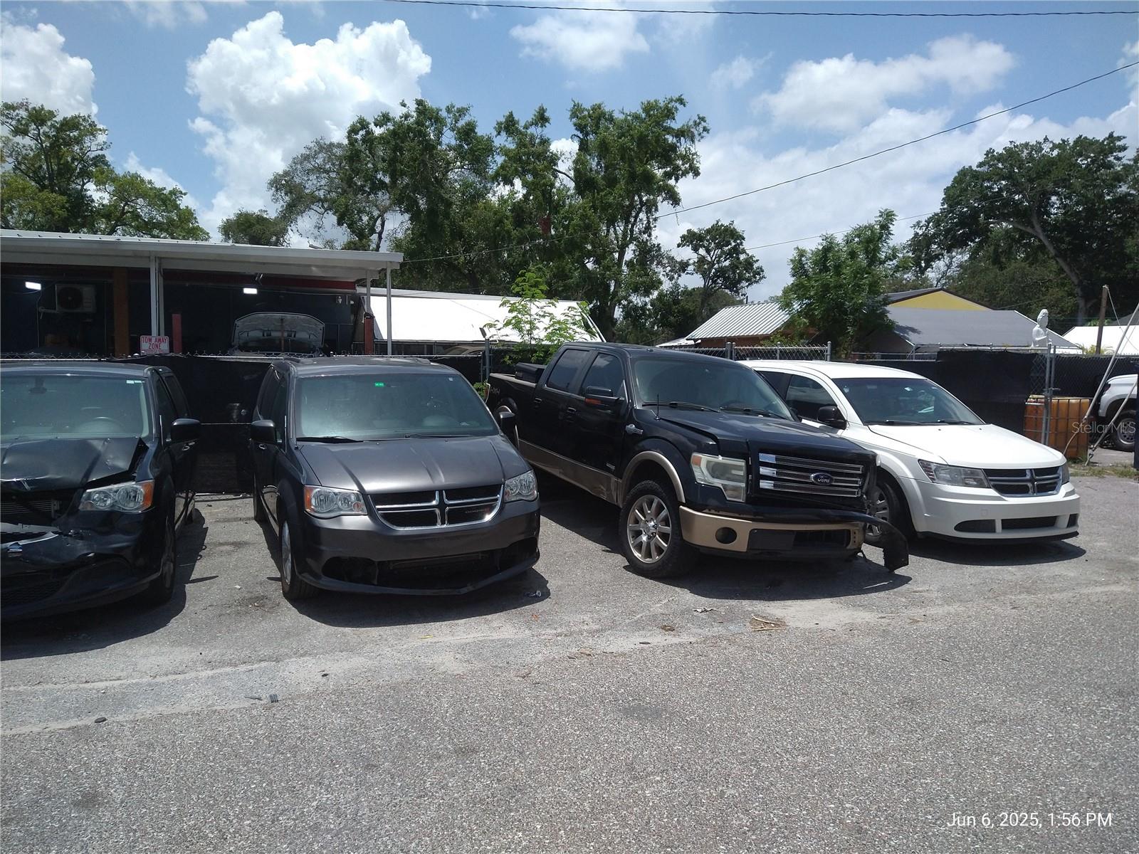 1301 W WATERS AVE, TAMPA, FL, 33604