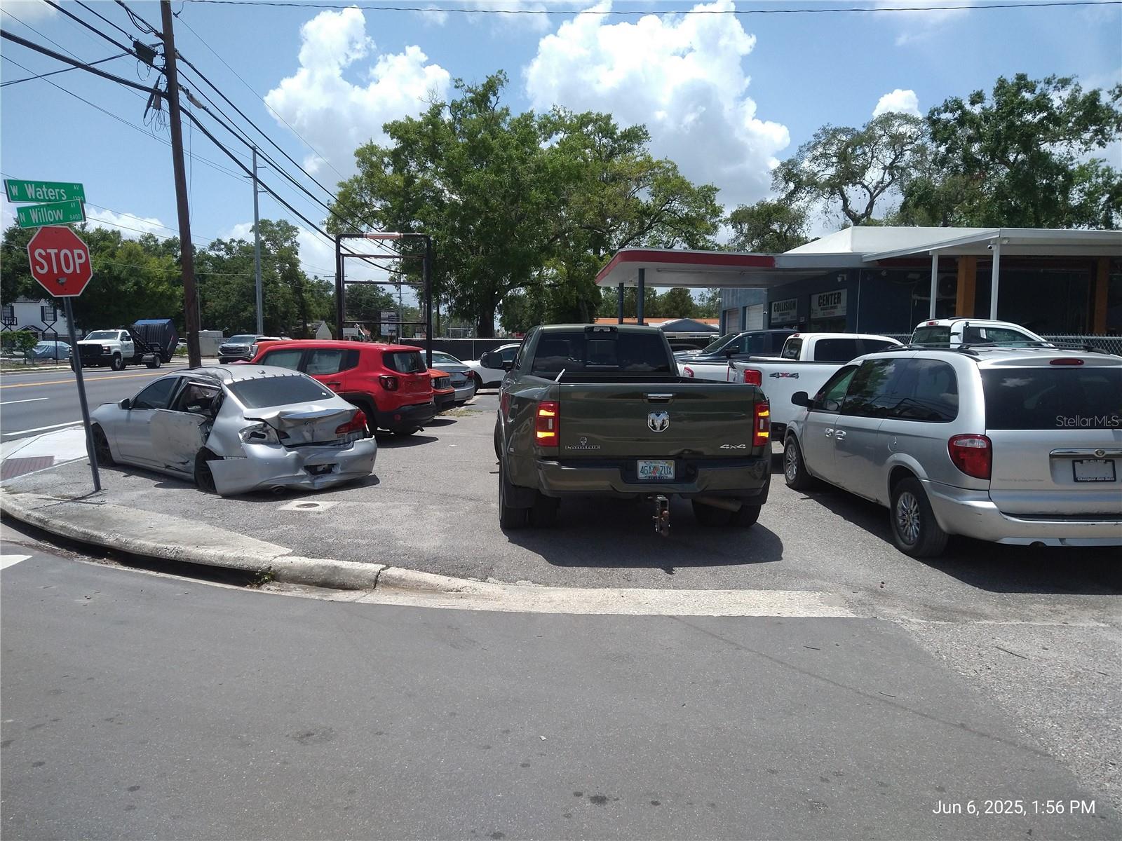 1301 W WATERS AVE, TAMPA, FL, 33604