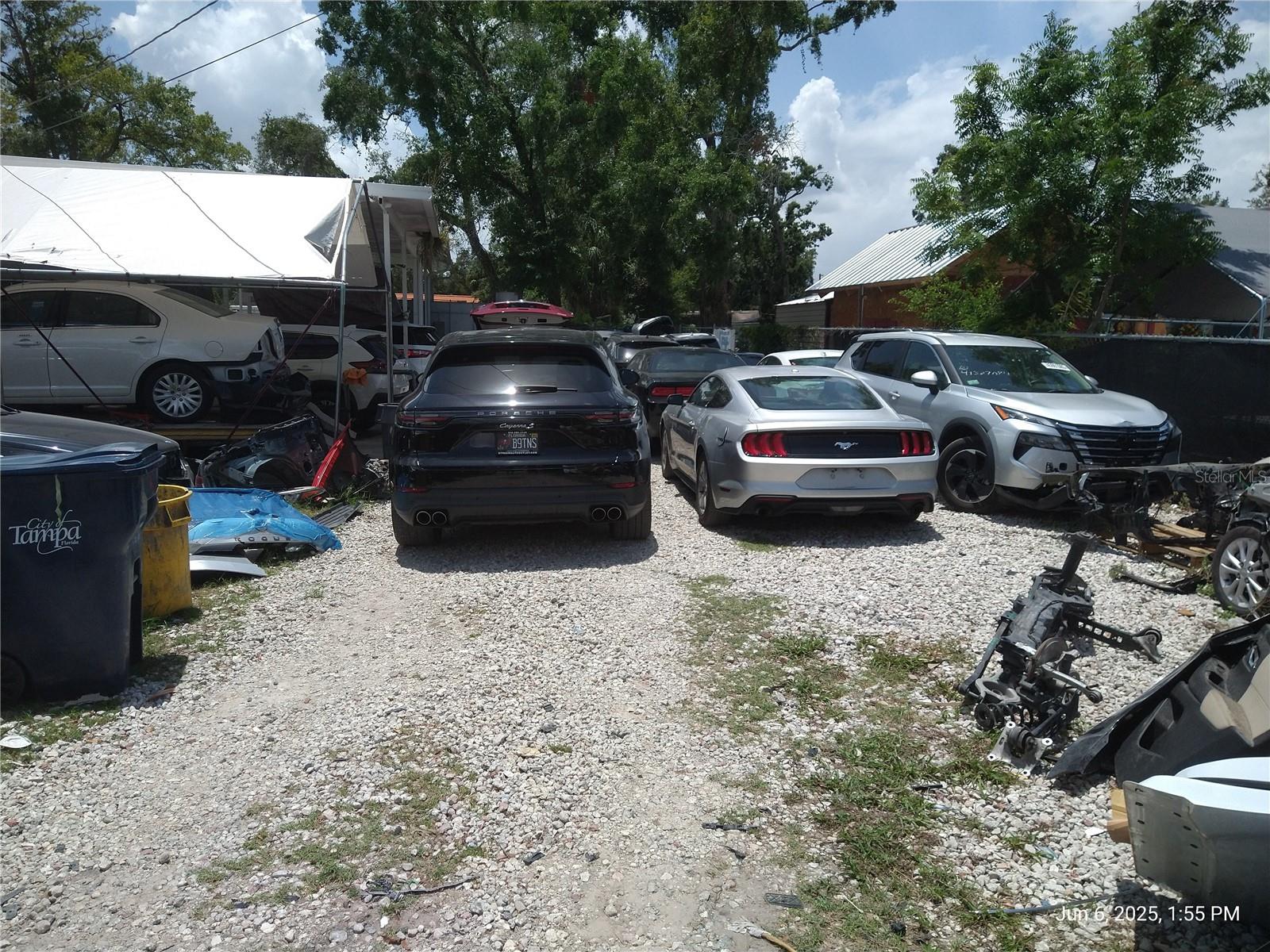 1301 W WATERS AVE, TAMPA, FL, 33604