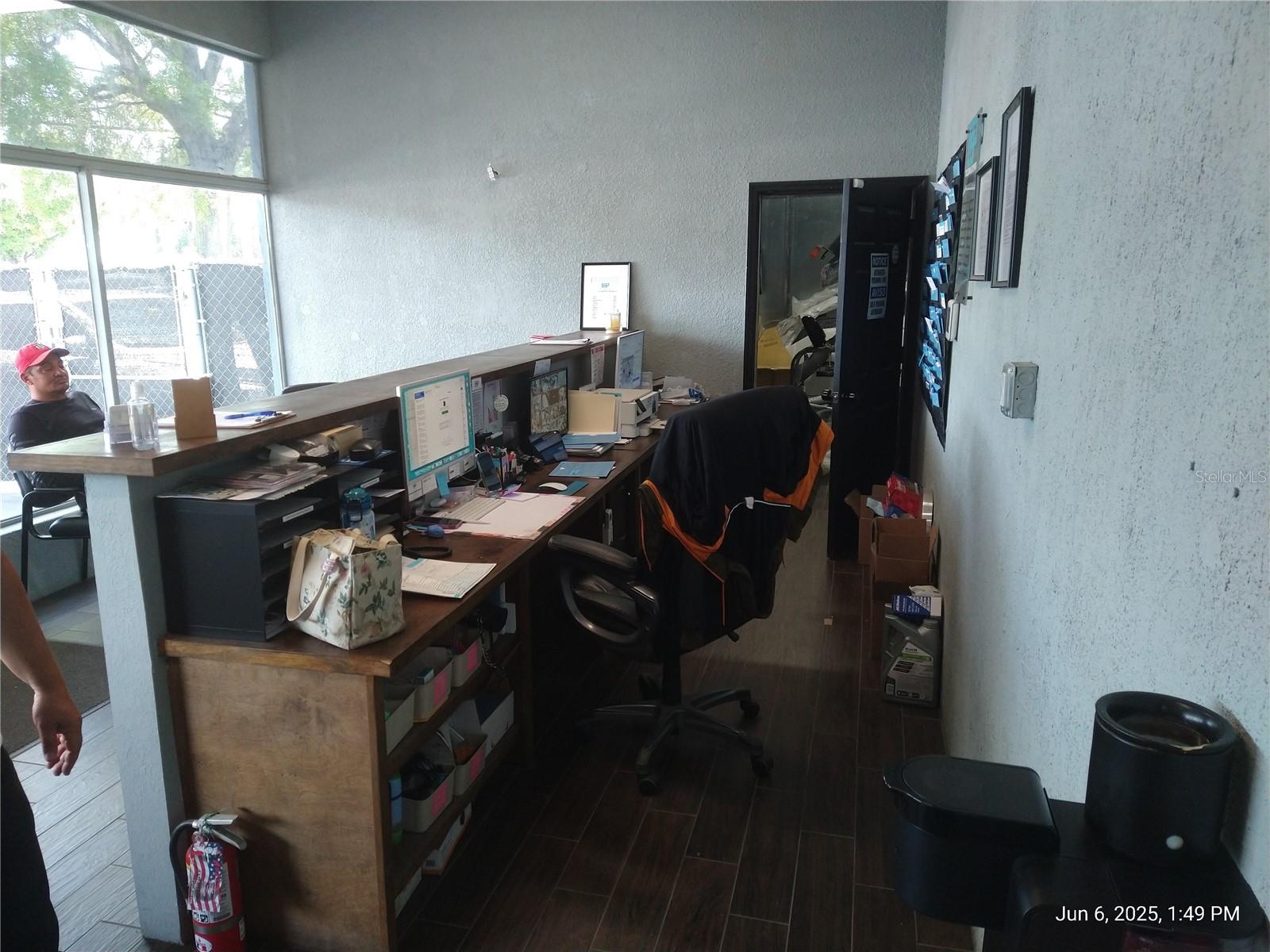 1301 W WATERS AVE, TAMPA, FL, 33604