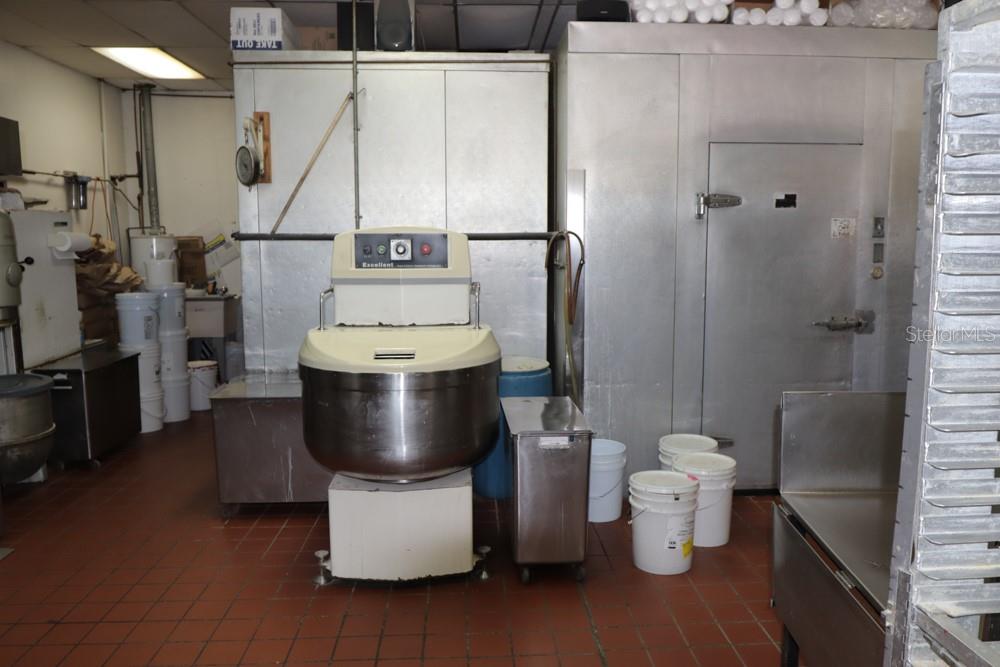 LARGO, FL, 33771