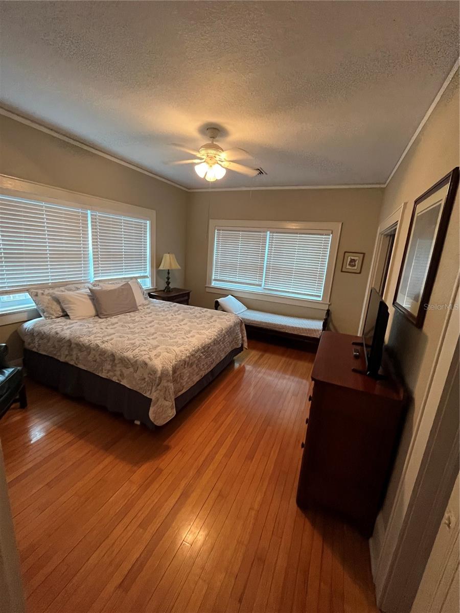 1200 W LAKE OTIS DR SE, WINTER HAVEN, FL, 33880