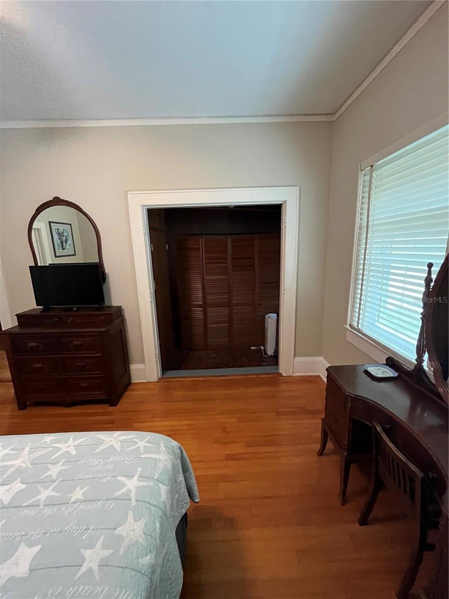 1200 W LAKE OTIS DR SE, WINTER HAVEN, FL, 33880