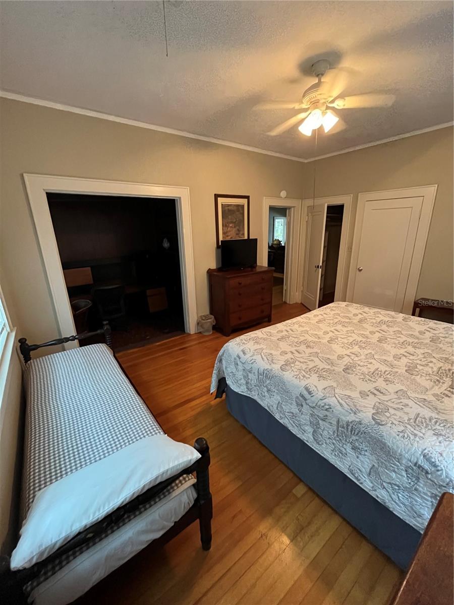 1200 W LAKE OTIS DR SE, WINTER HAVEN, FL, 33880