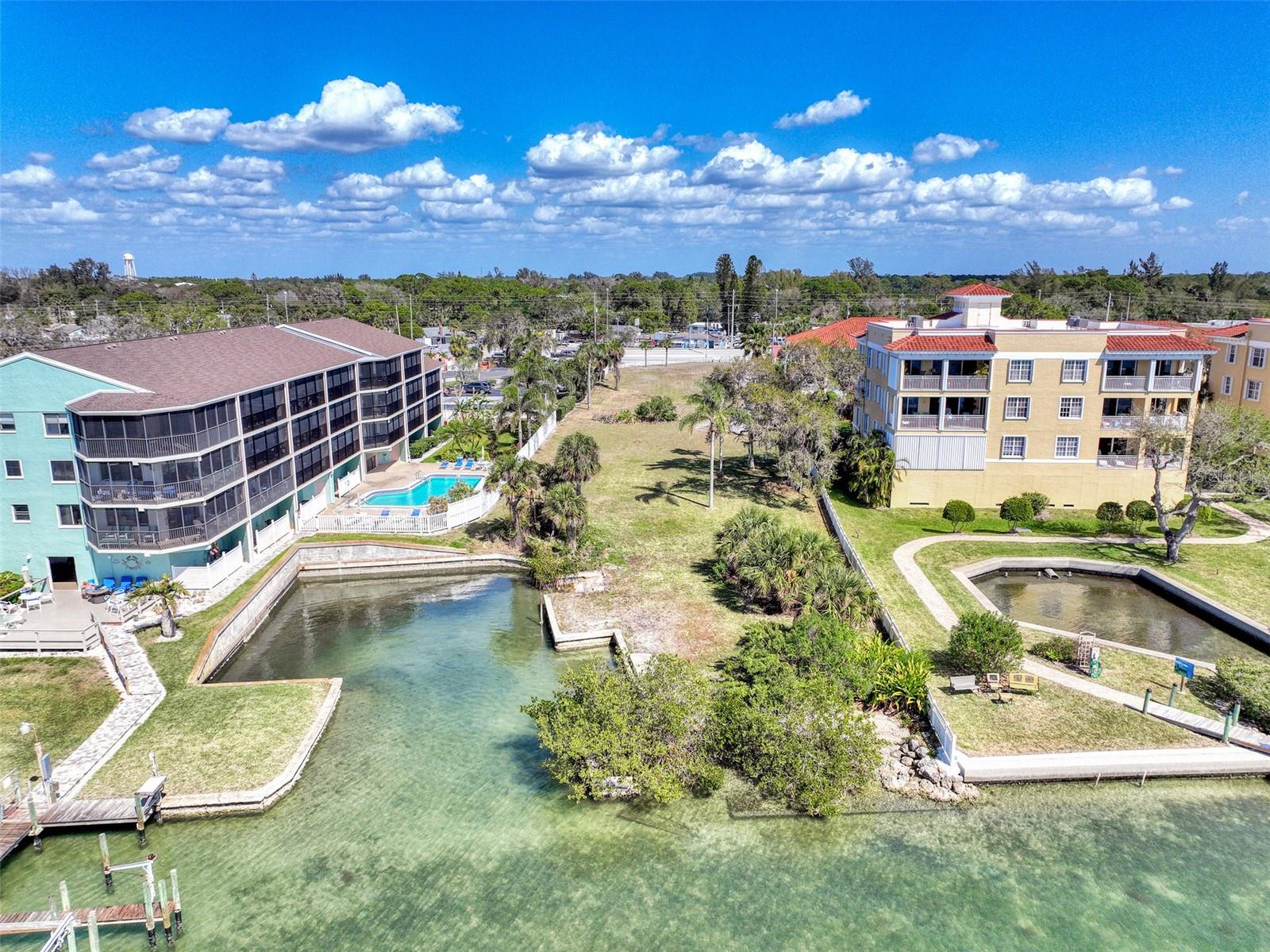 1106 S MCCALL RD, ENGLEWOOD, FL, 34223