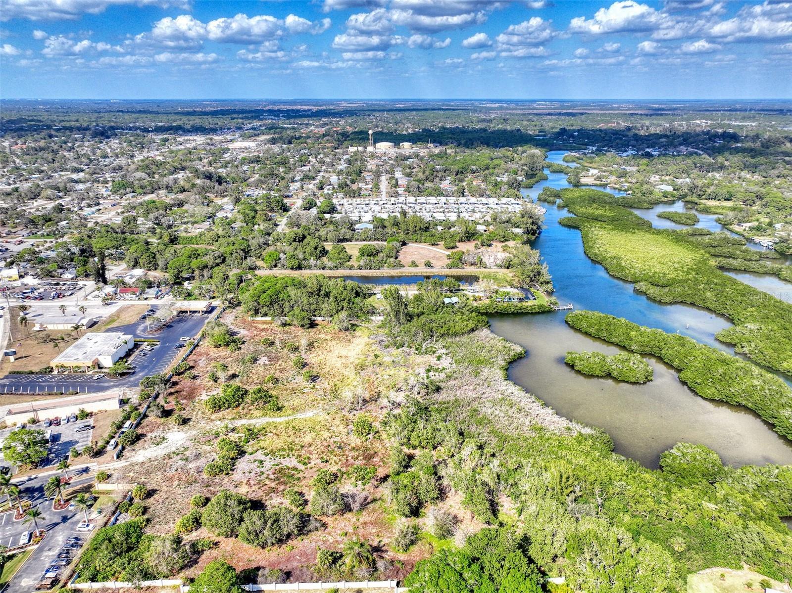 201 E BAY HEIGHTS RD, ENGLEWOOD, FL, 34223