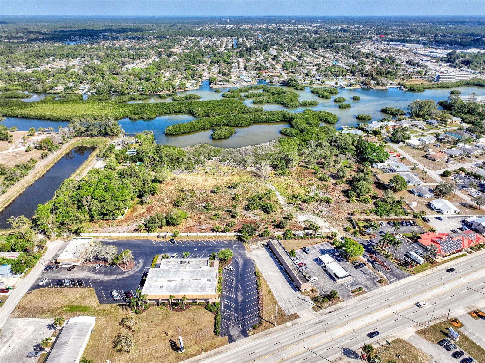 201 E BAY HEIGHTS RD, ENGLEWOOD, FL, 34223