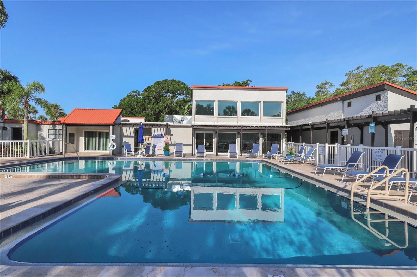 3239 BENEVA RD #101, SARASOTA, FL, 34232