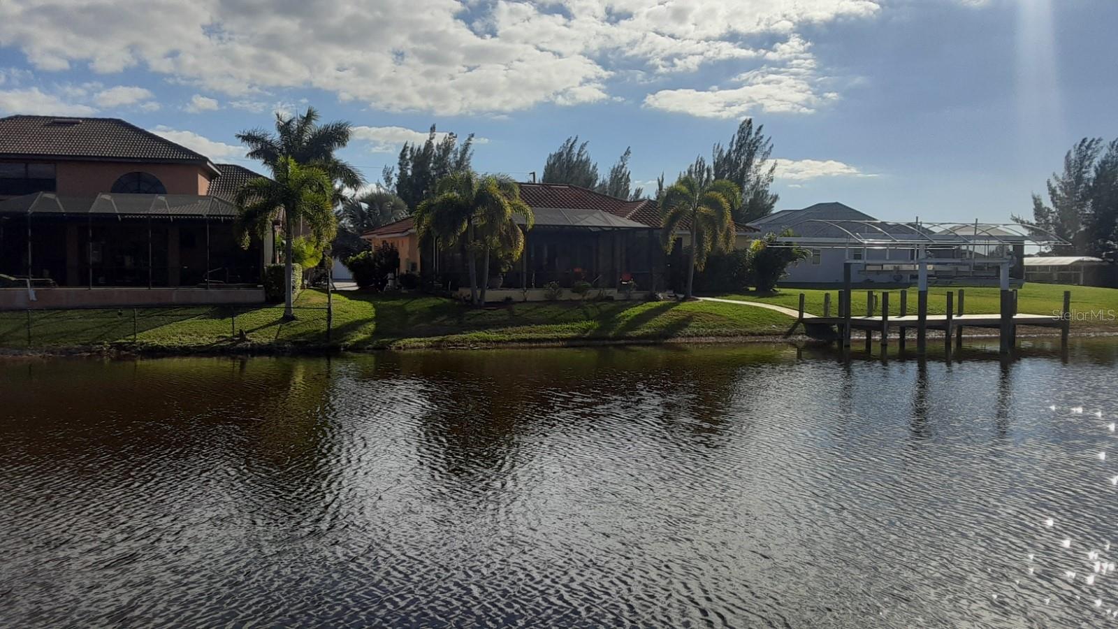 15304 HENNIPEN CIR, PORT CHARLOTTE, FL, 33981