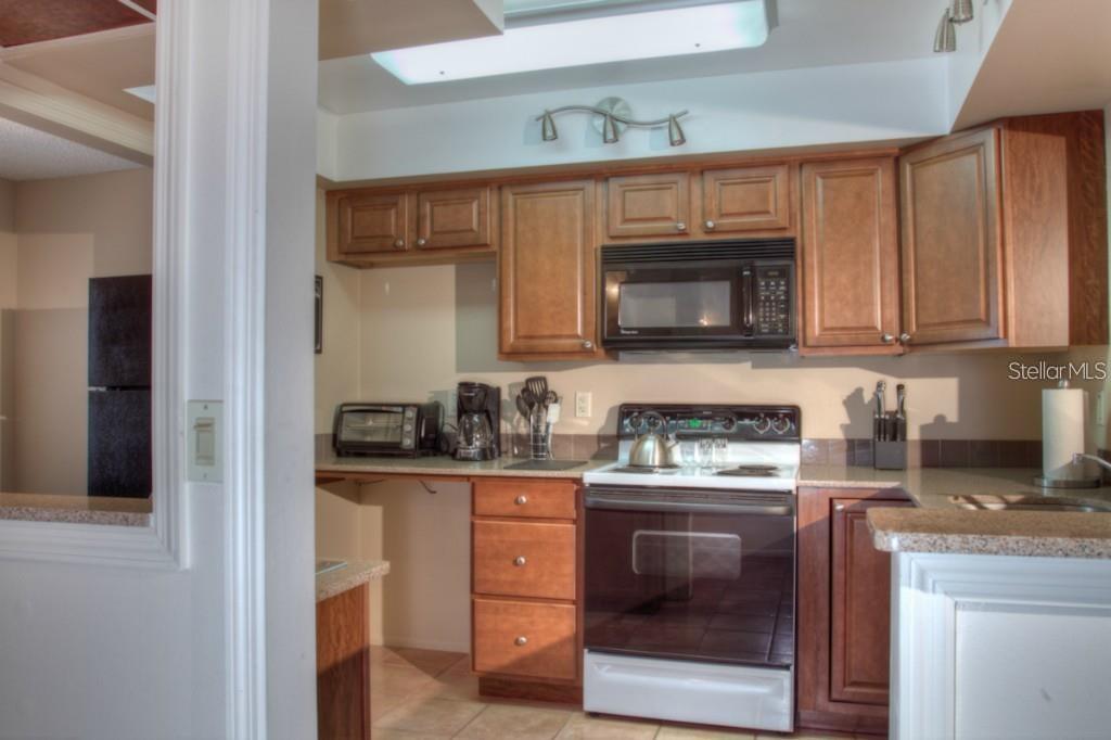 7062 W COUNTRY CLUB DR N #7062, SARASOTA, FL, 34243